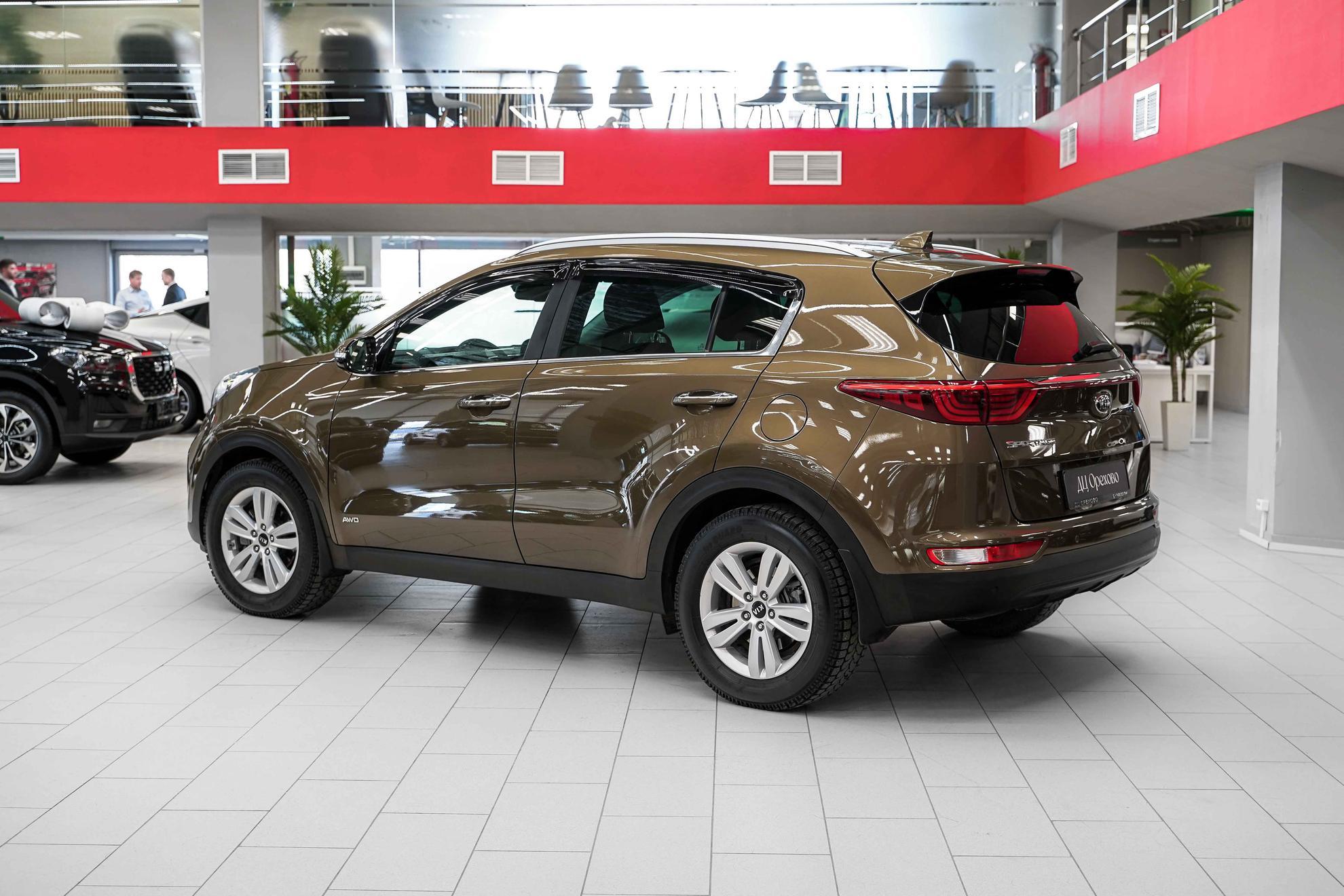 Kia Sportage 2016, зеленый, ДЦ Орехово