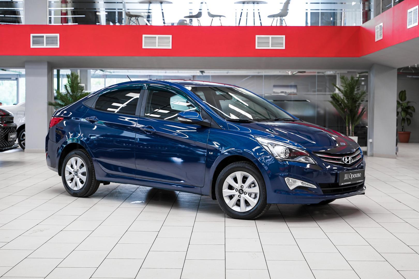 Hyundai Solaris 2016, синий, ДЦ Орехово