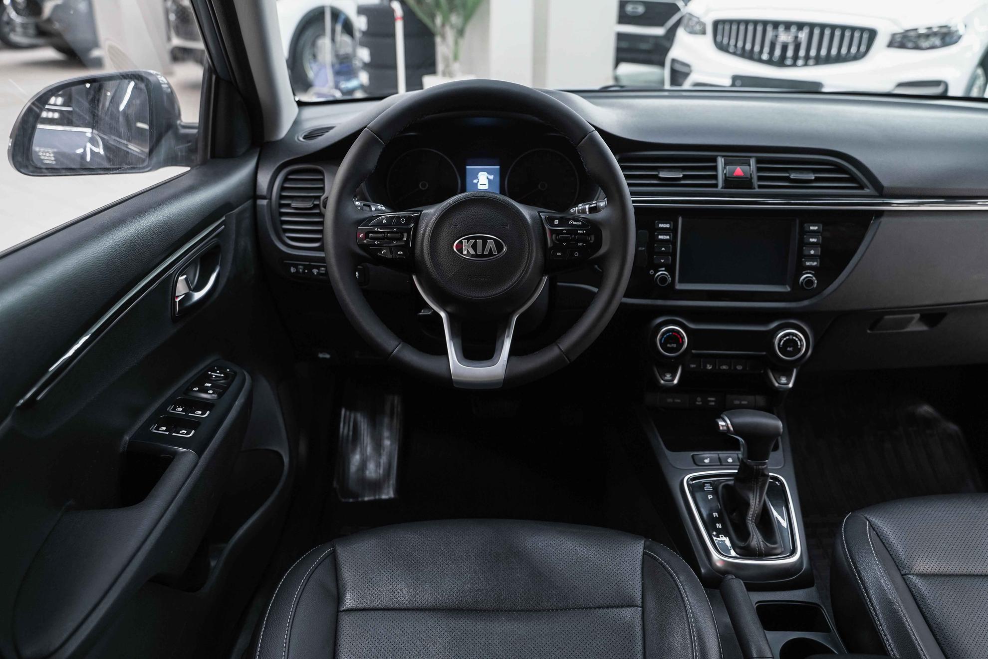 Kia Rio X-Line 2019, серый, ДЦ Орехово