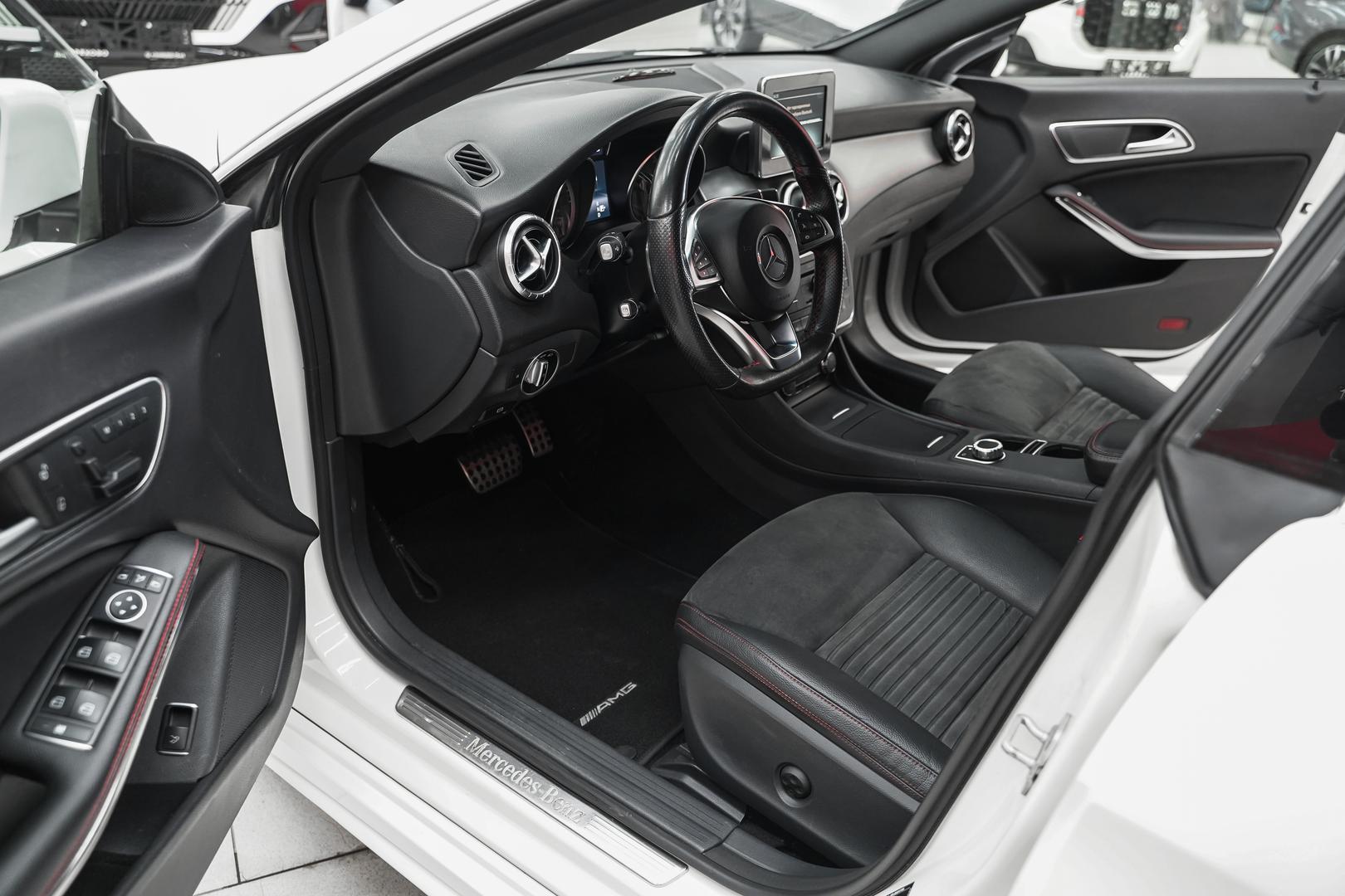 Mercedes-Benz CLA 2015, белый, ДЦ Орехово