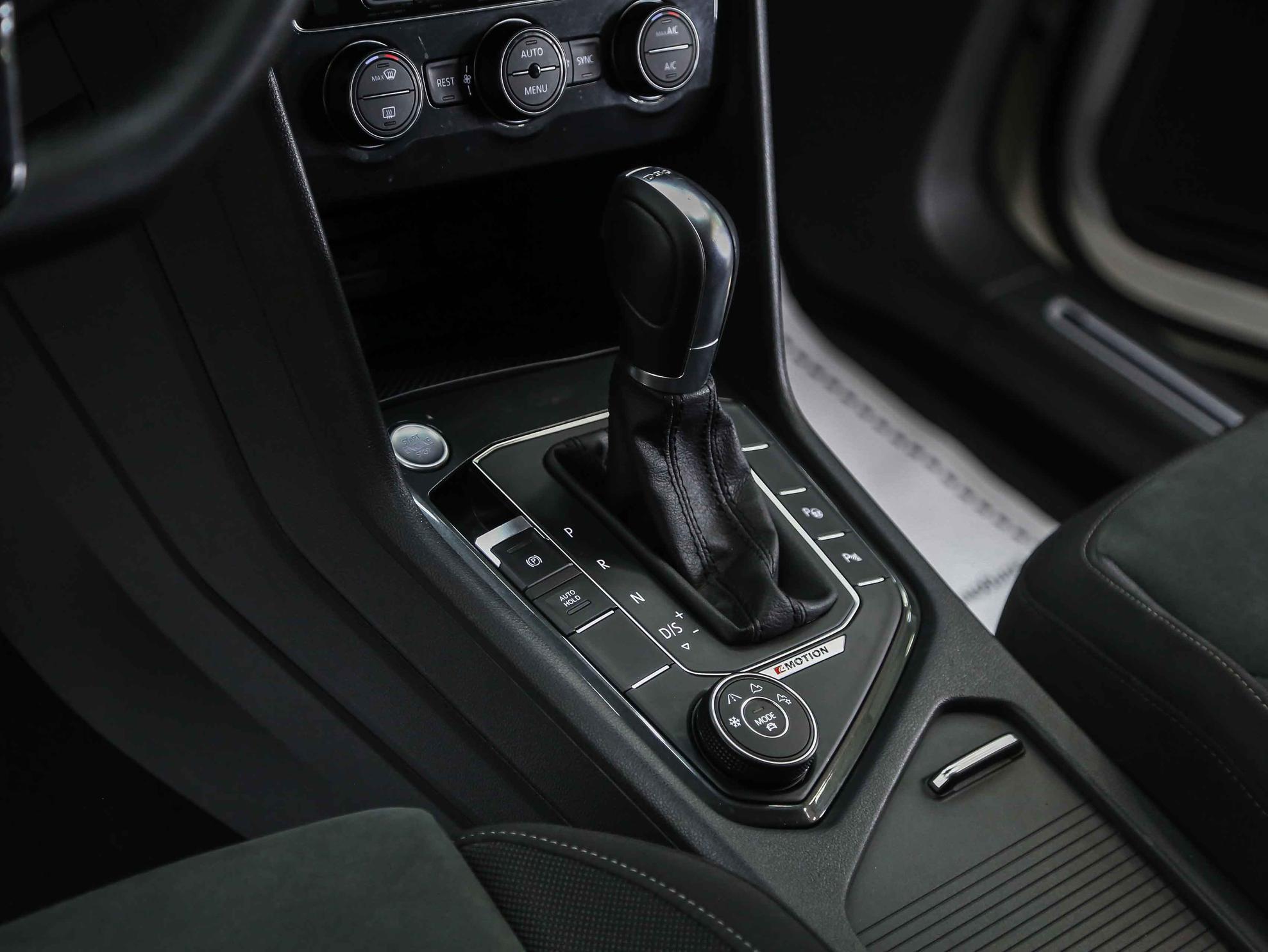 Volkswagen Tiguan 2019, белый, ДЦ Орехово