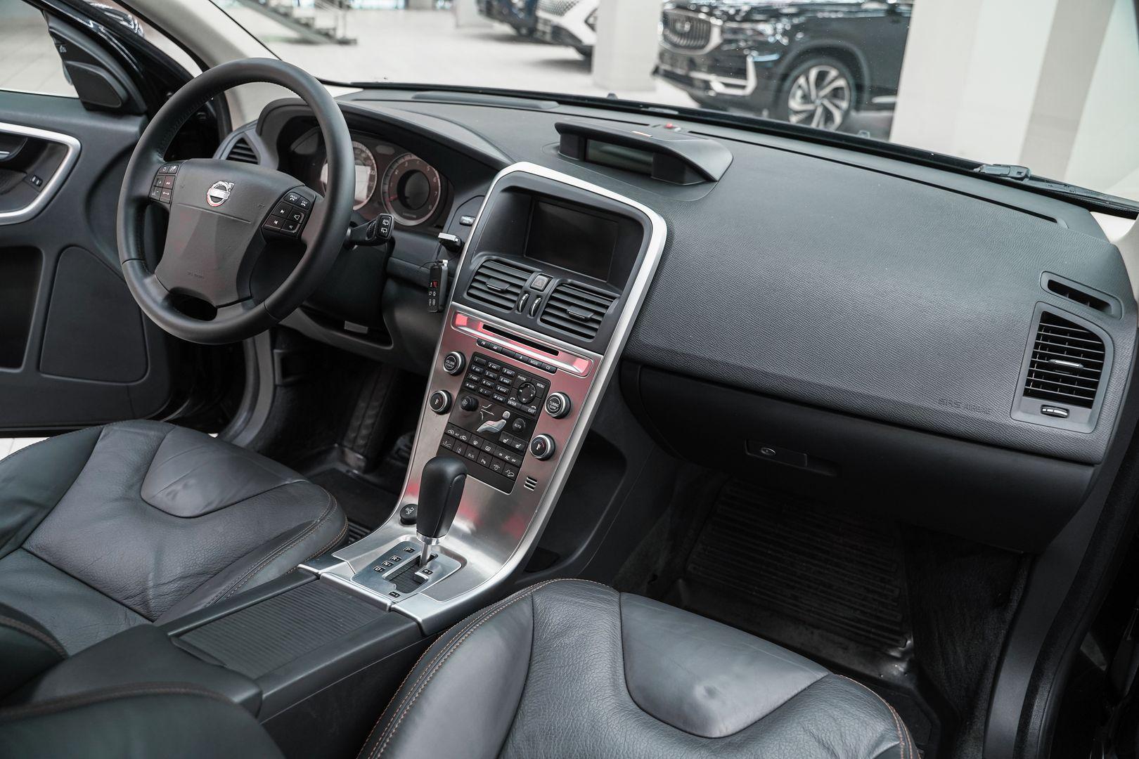 Volvo XC60 2008, черный, ДЦ Орехово