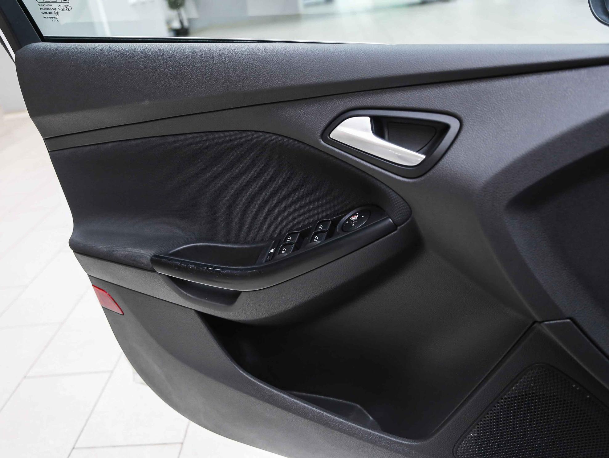 Ford Focus 2013, белый, ДЦ Орехово