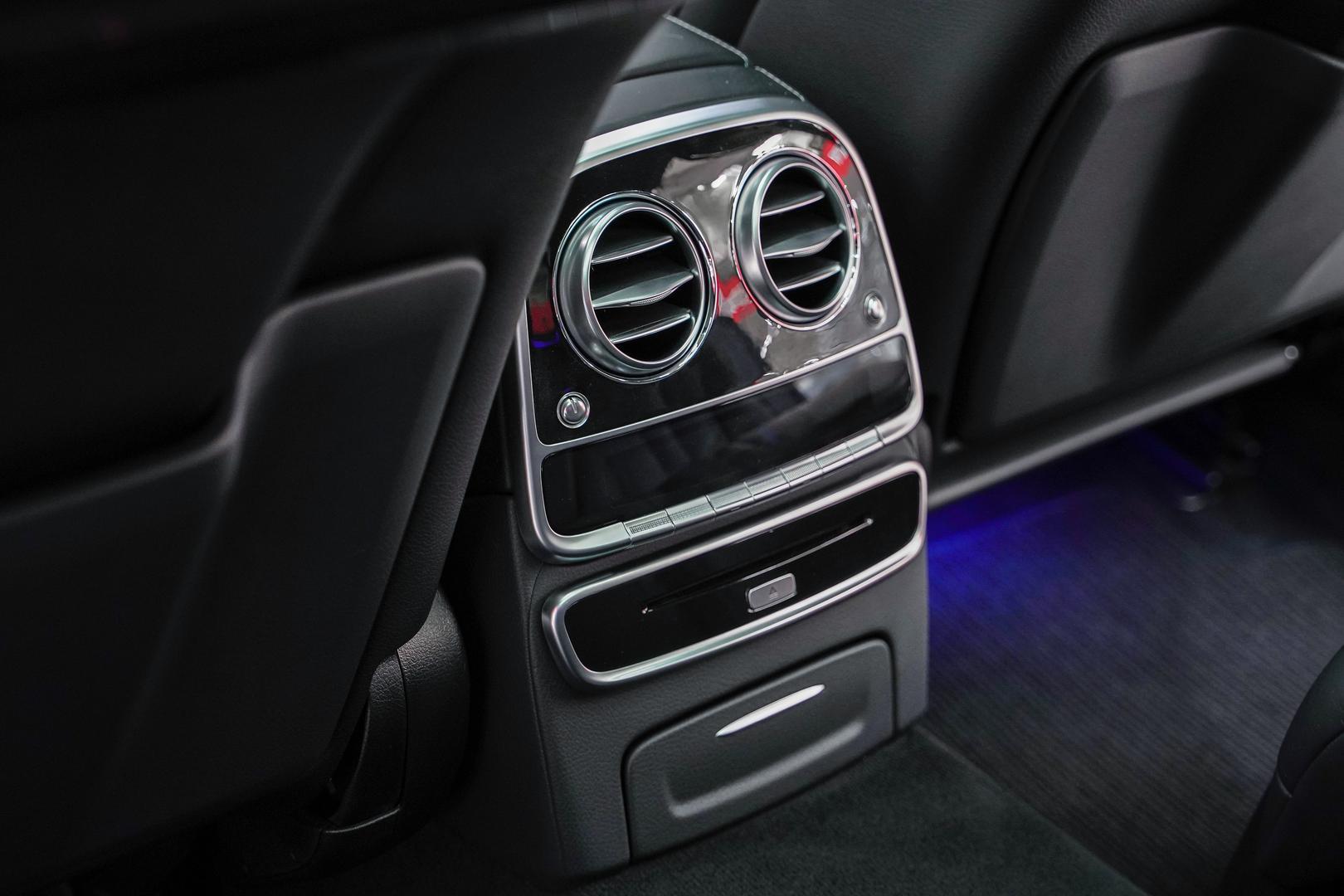 Mercedes-Benz S-Класс 2018, черный, ДЦ Орехово