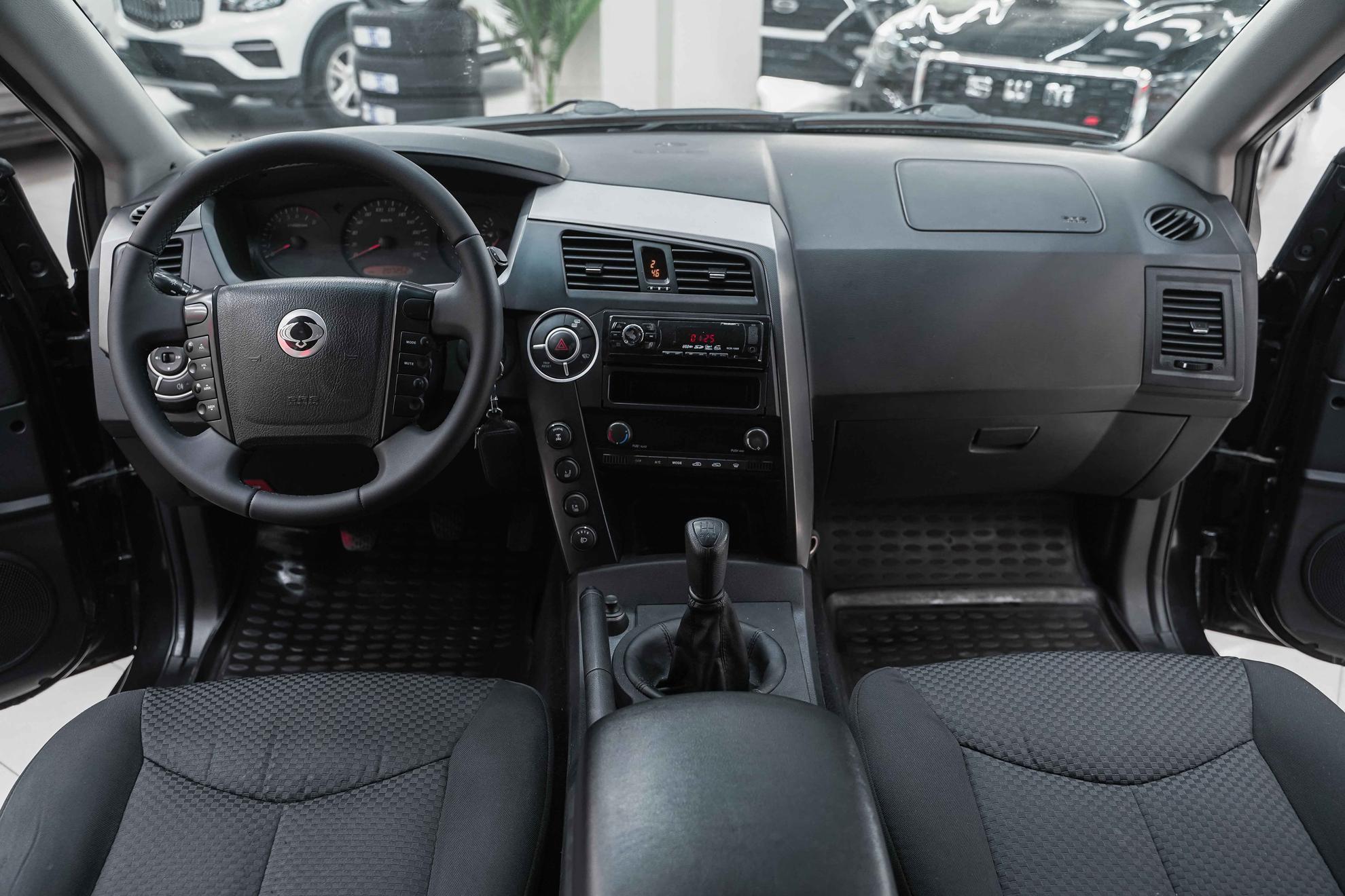 SsangYong Kyron 2009, черный, ДЦ Орехово