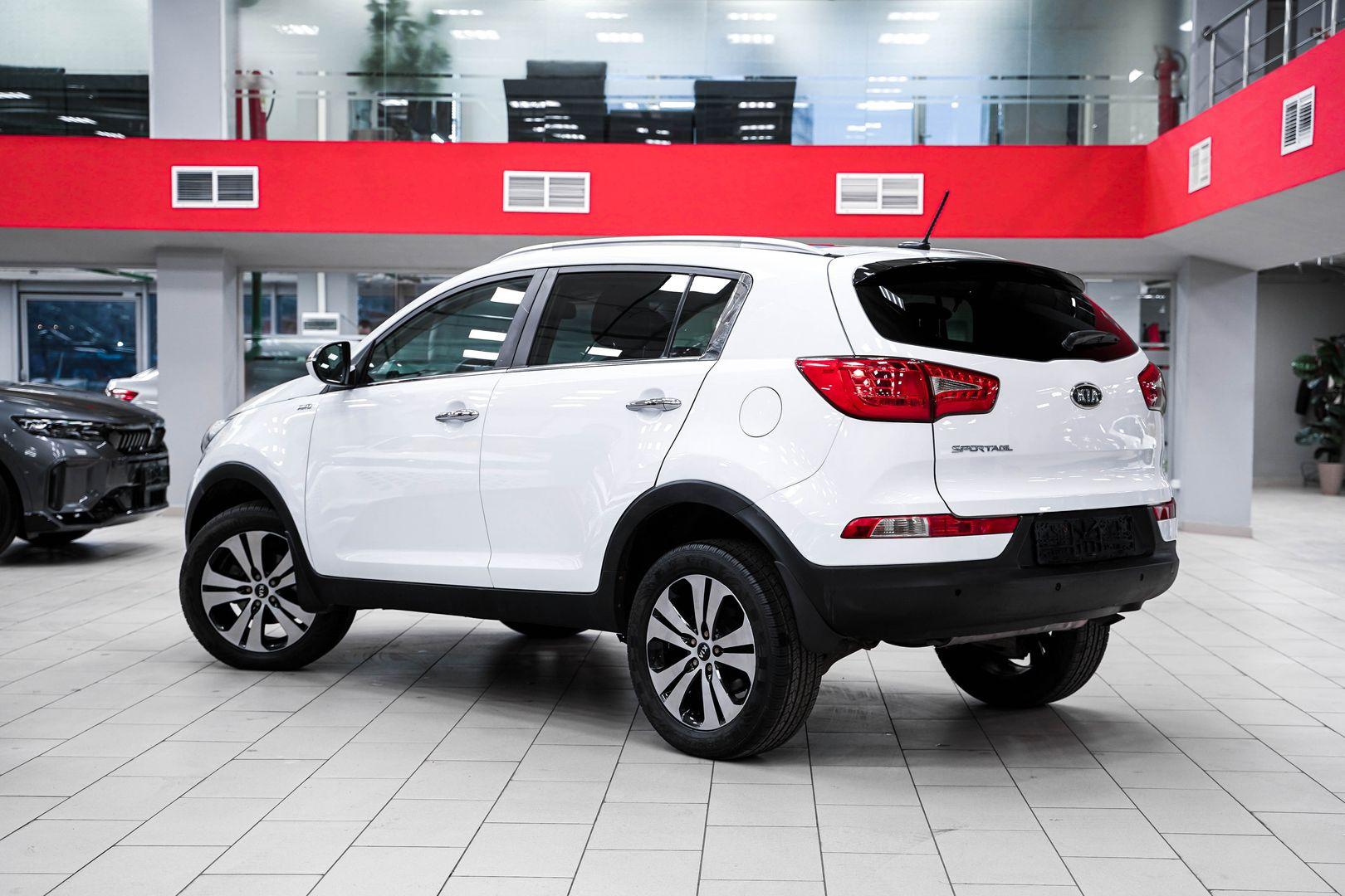 Kia Sportage 2012, белый, ДЦ Орехово