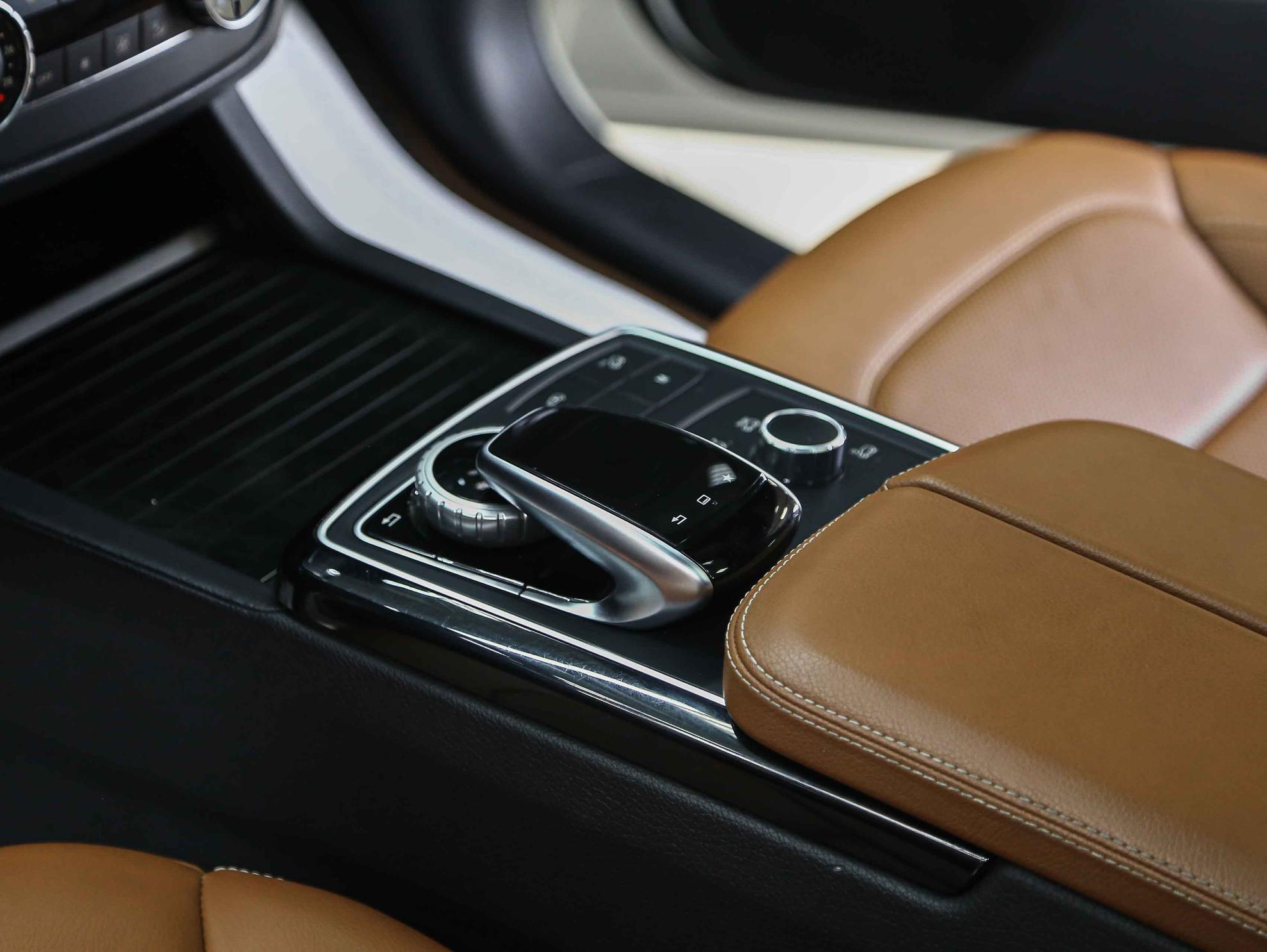 Mercedes-Benz GLE Coupe 2016, белый, ДЦ Орехово