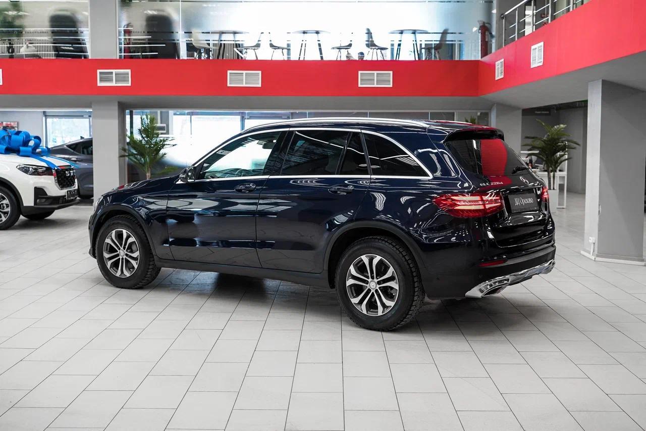 Mercedes-Benz GLC 2016, синий, ДЦ Орехово