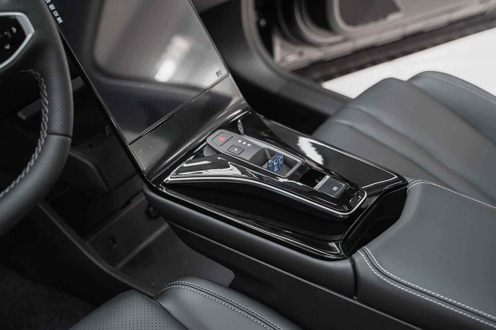 Dongfeng Mage 2025, синий, ДЦ Орехово