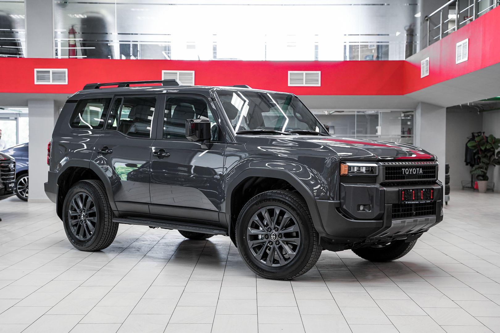 Toyota Land Cruiser Prado 2025, серый, ДЦ Орехово