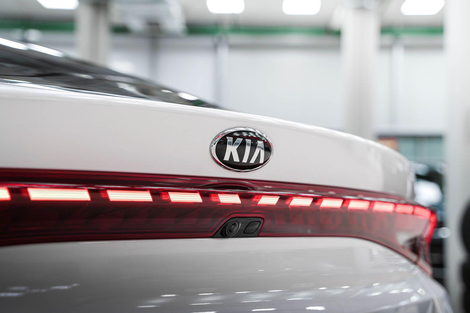 Kia K5 2021, белый, ДЦ Орехово