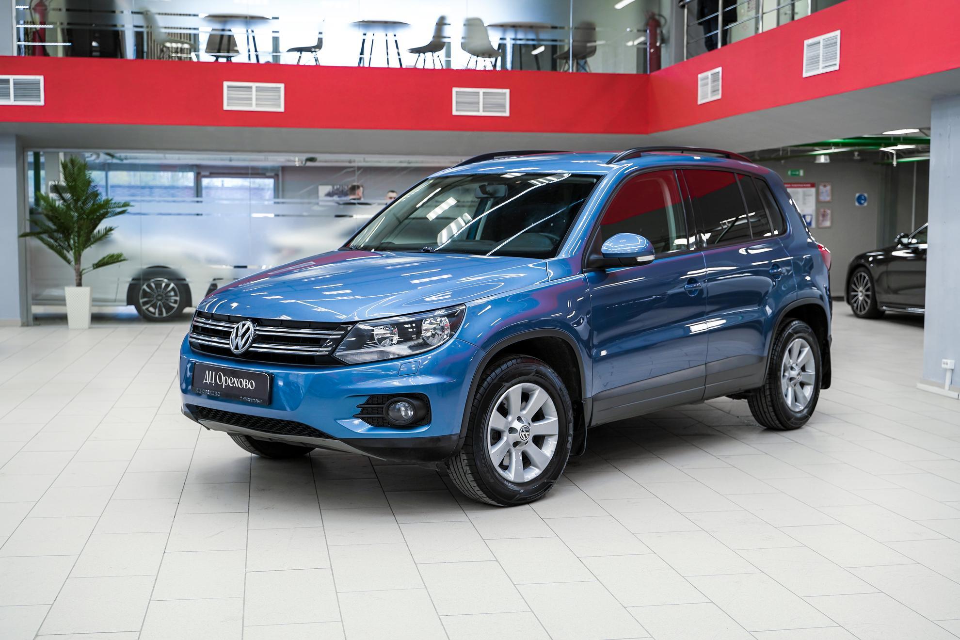 Volkswagen Tiguan 2012, синий, ДЦ Орехово