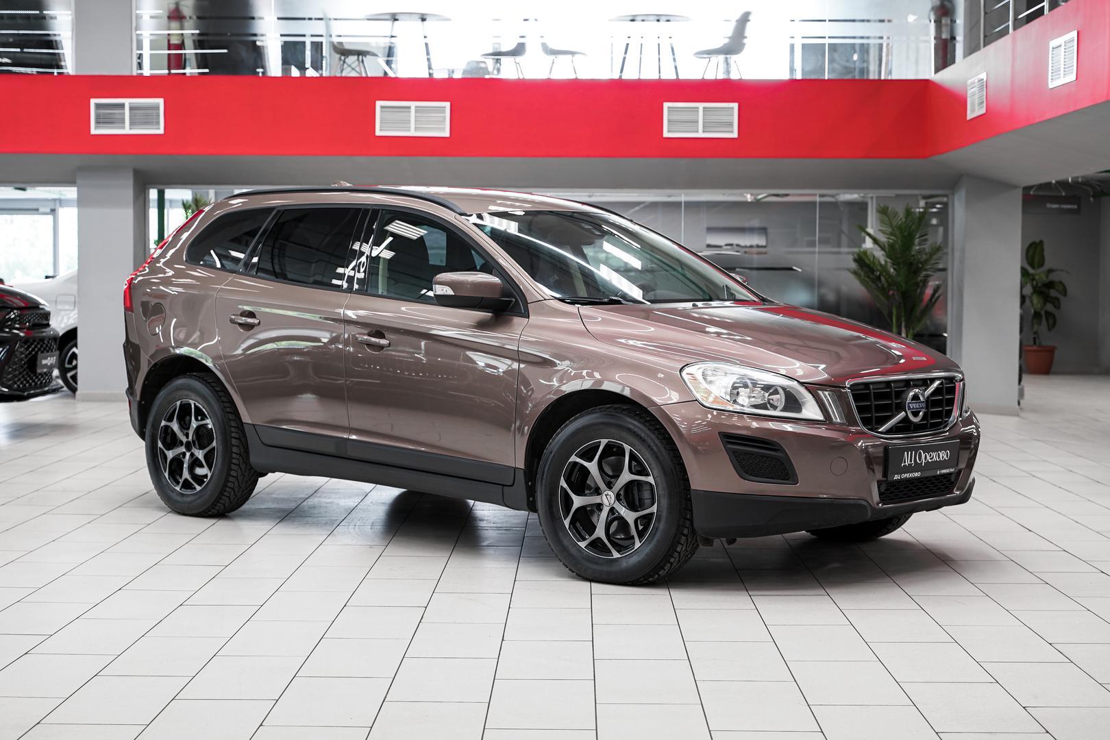 Volvo XC60 2011, коричневый, ДЦ Орехово