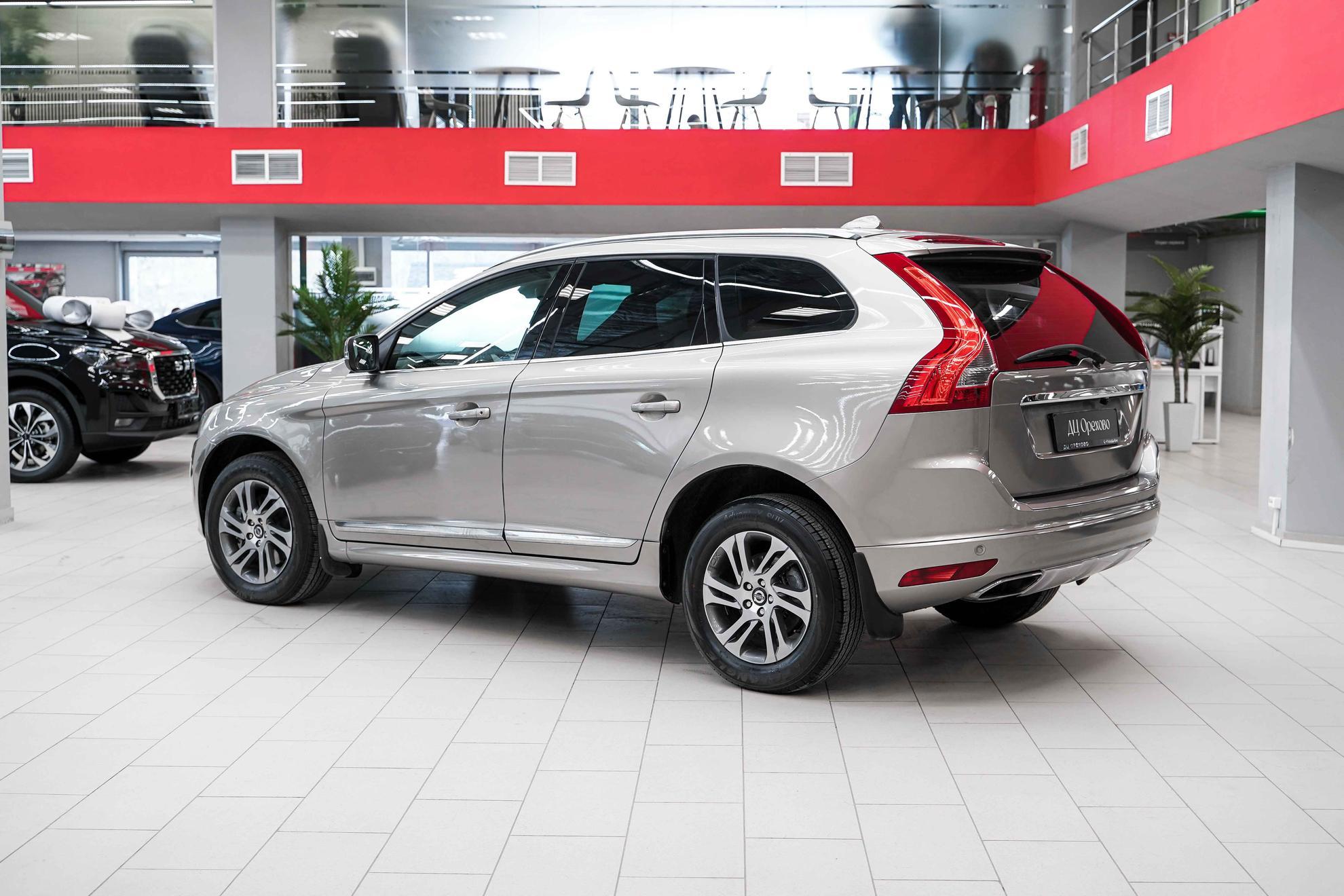 Volvo XC60 2014, бежевый, ДЦ Орехово