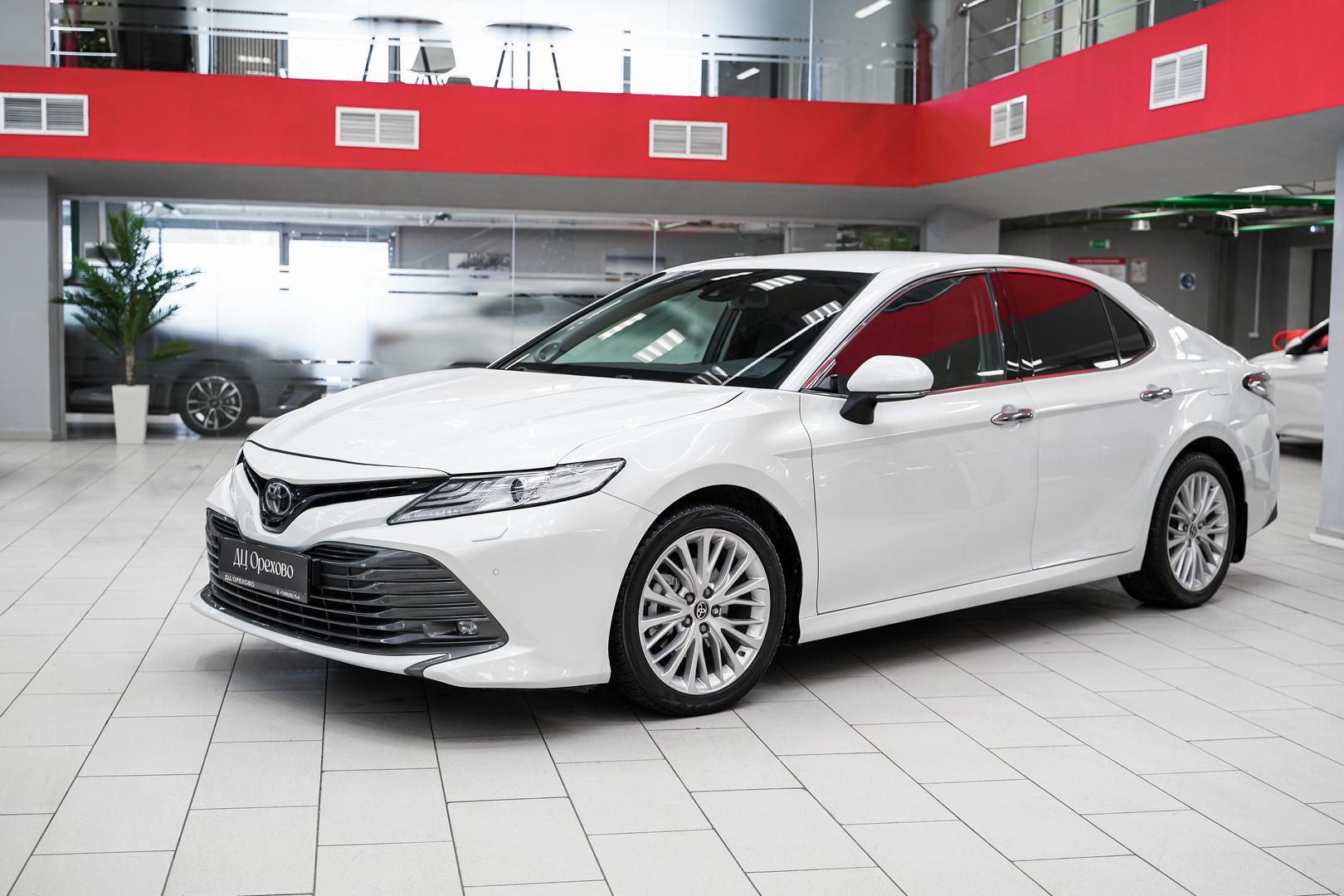Toyota Camry 2019, белый, ДЦ Орехово