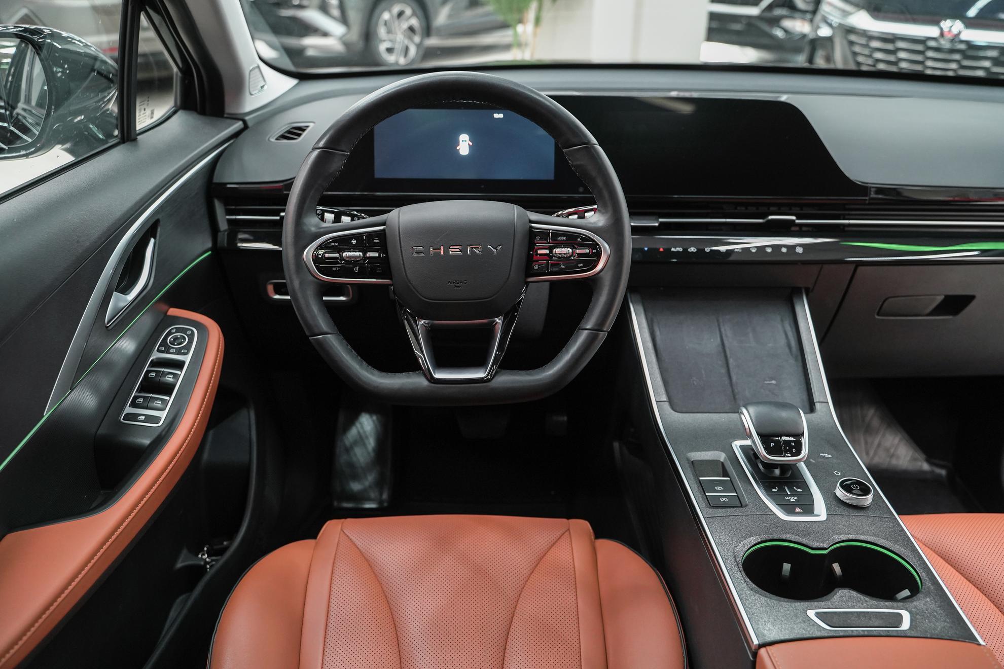 Omoda C5 2023, черный, ДЦ Орехово