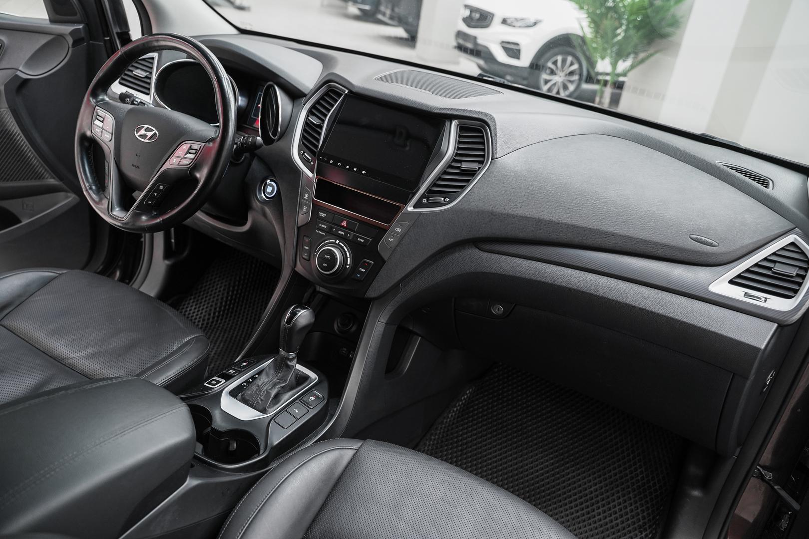 Hyundai Santa Fe 2016, коричневый, ДЦ Орехово