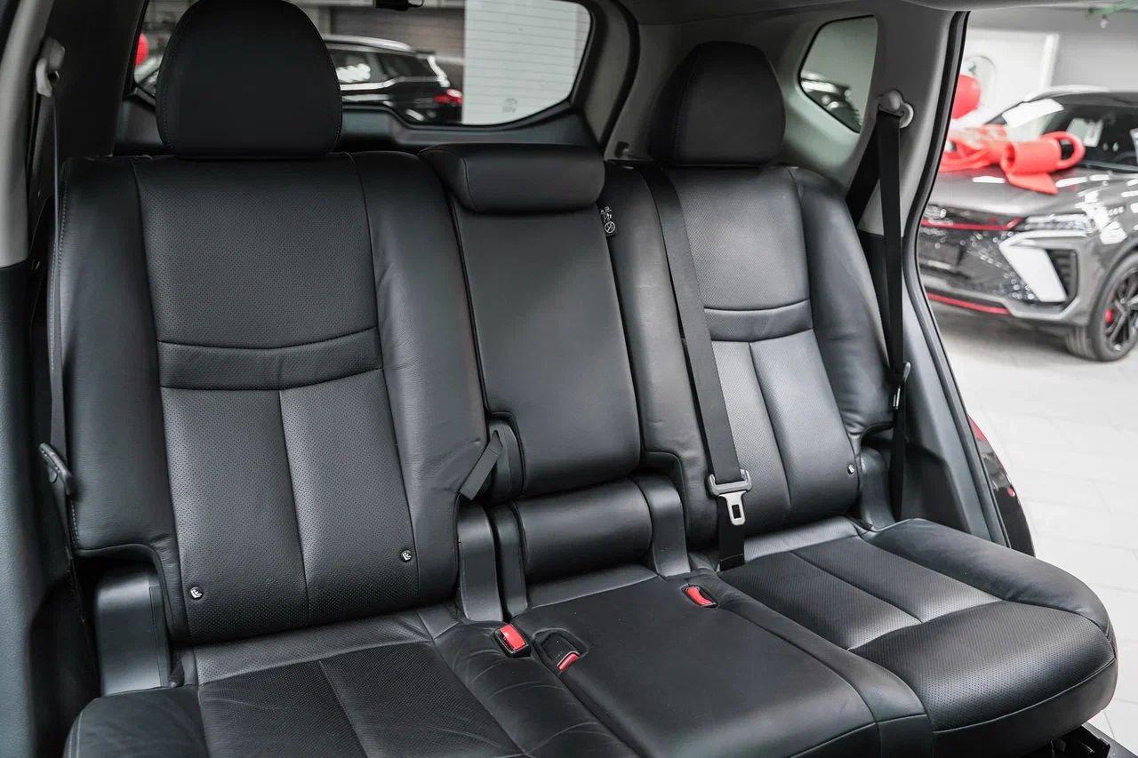 Nissan X-Trail 2016, черный, ДЦ Орехово