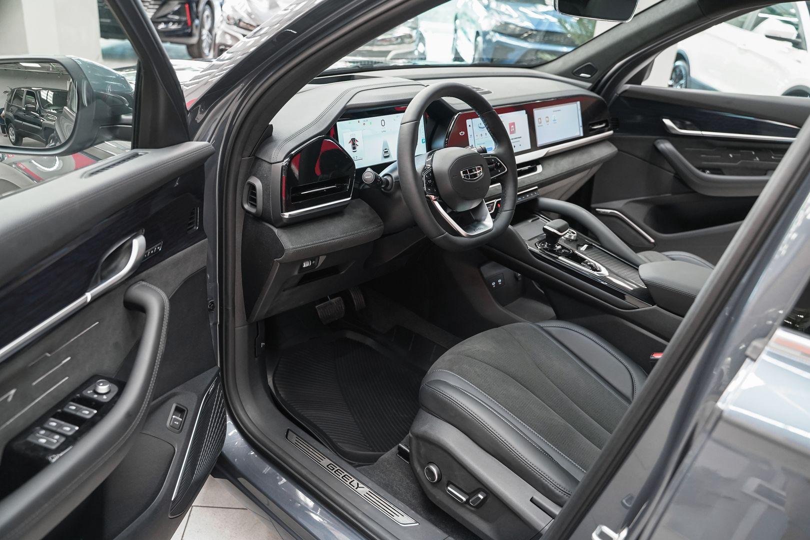 Geely Monjaro 2024, серый, ДЦ Орехово