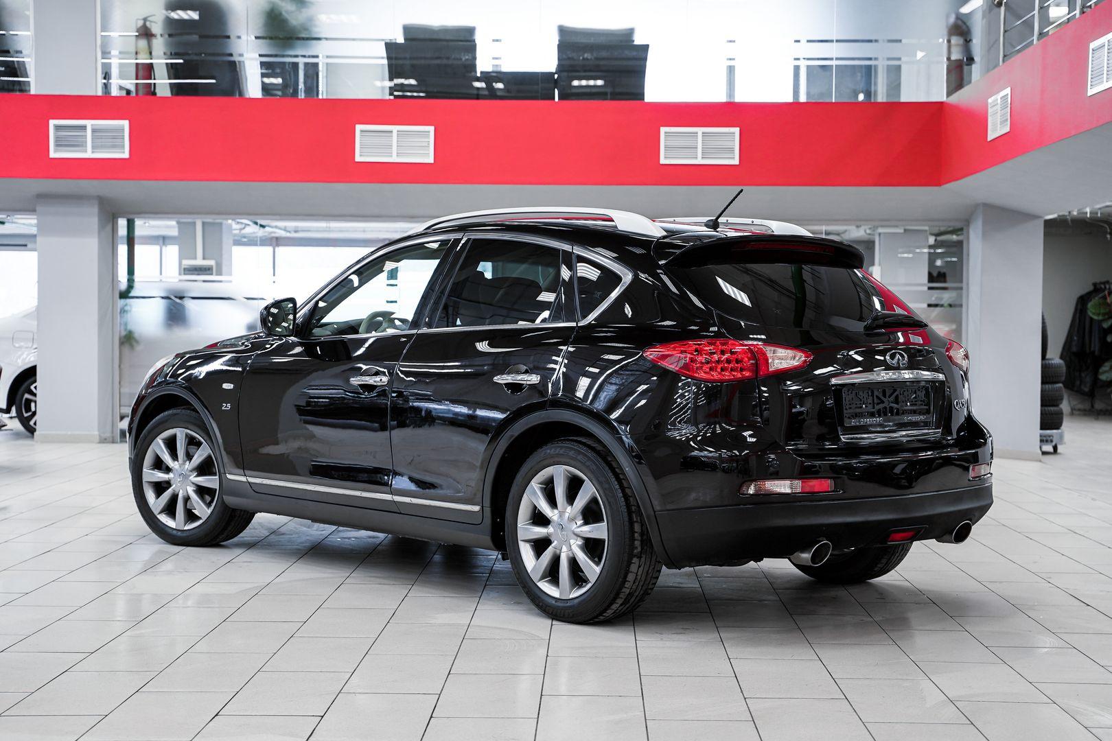 Infiniti QX50 2013, черный, ДЦ Орехово