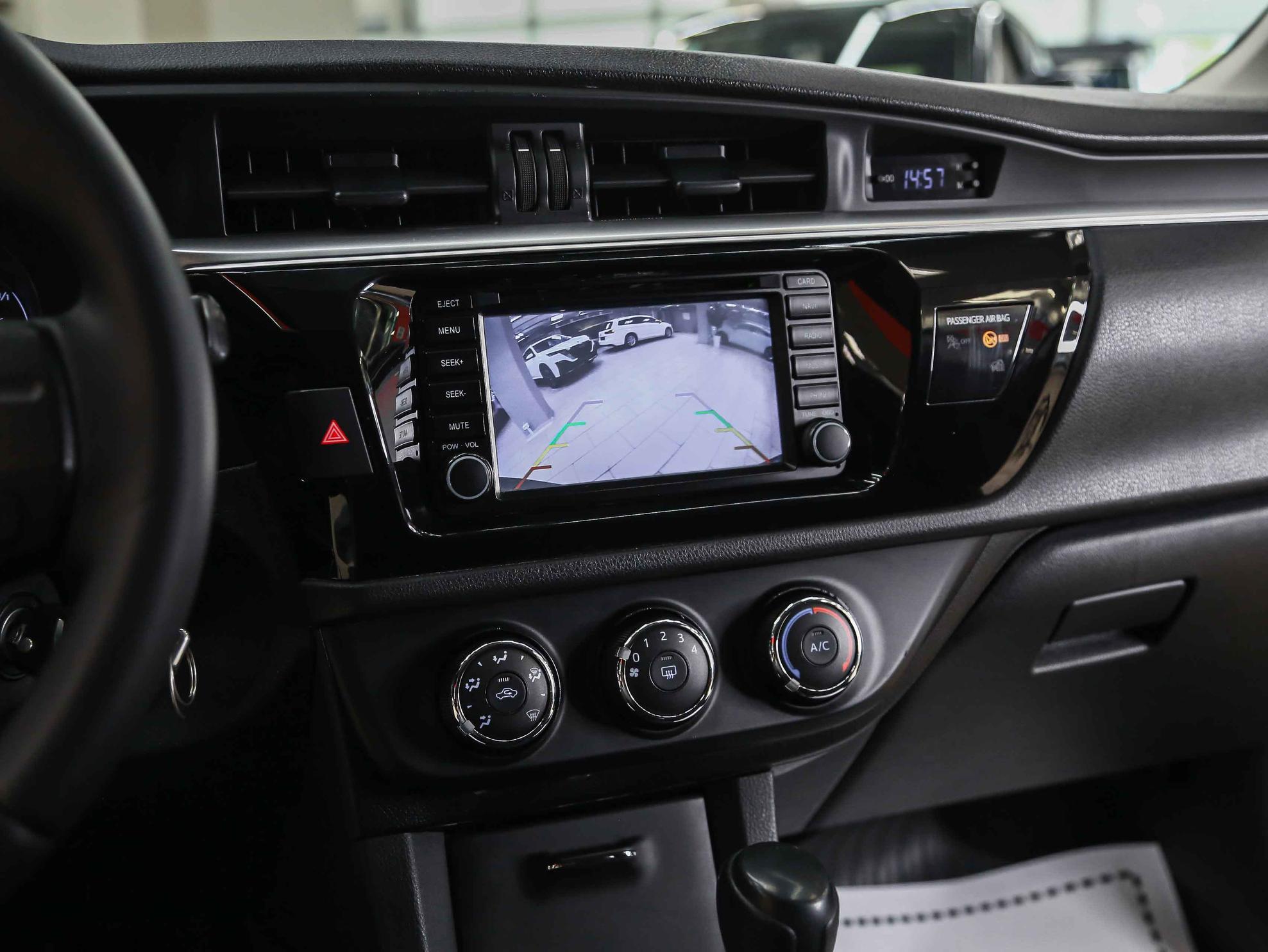 Toyota Corolla 2015, черный, ДЦ Орехово