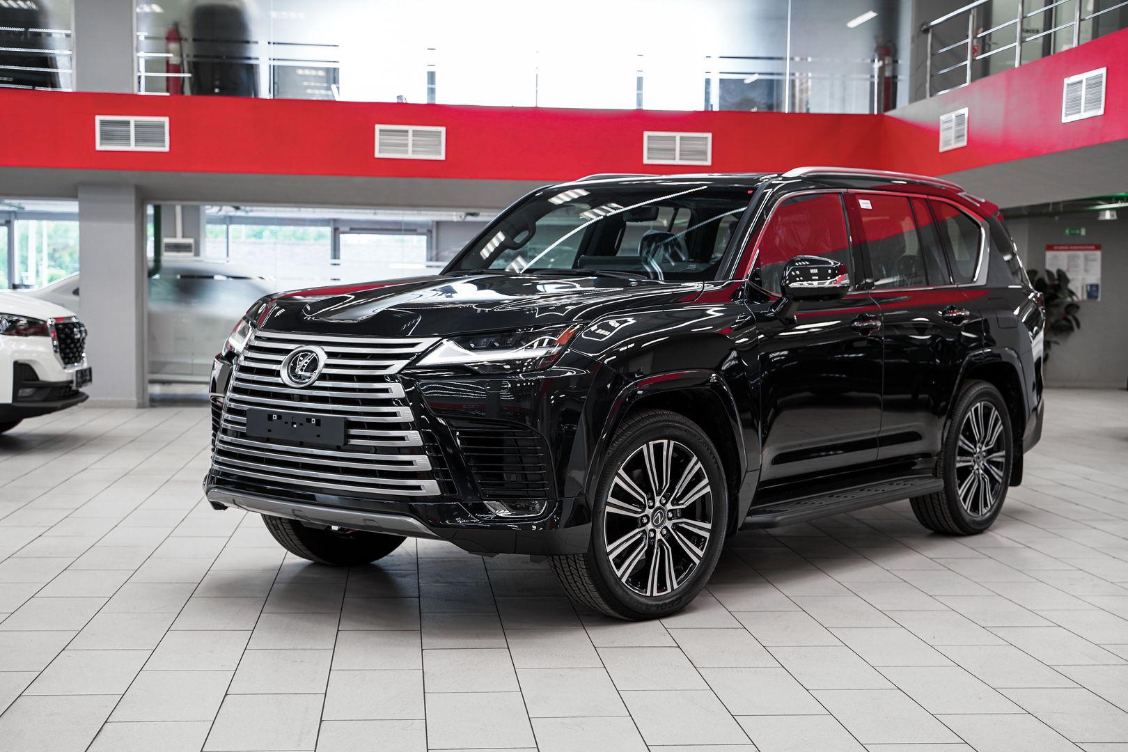 Lexus LX 2025, черный, ДЦ Орехово