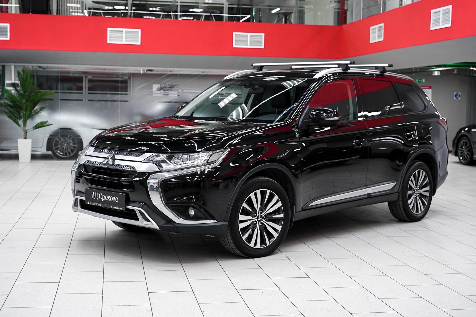 Mitsubishi Outlander 2019, черный, ДЦ Орехово