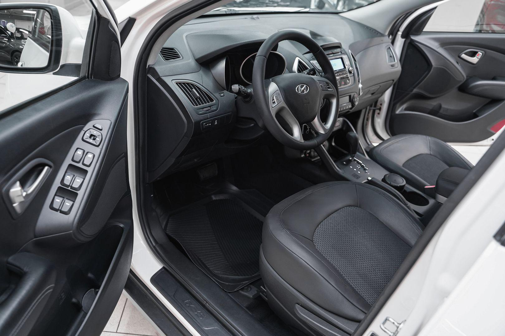 Hyundai ix35 2013, белый, ДЦ Орехово