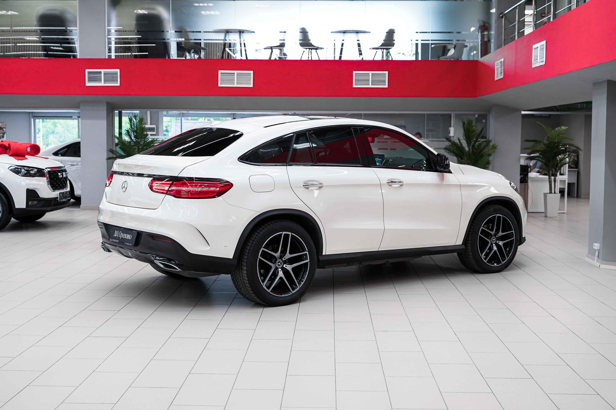 Mercedes-Benz GLE Coupe 2018, белый, ДЦ Орехово