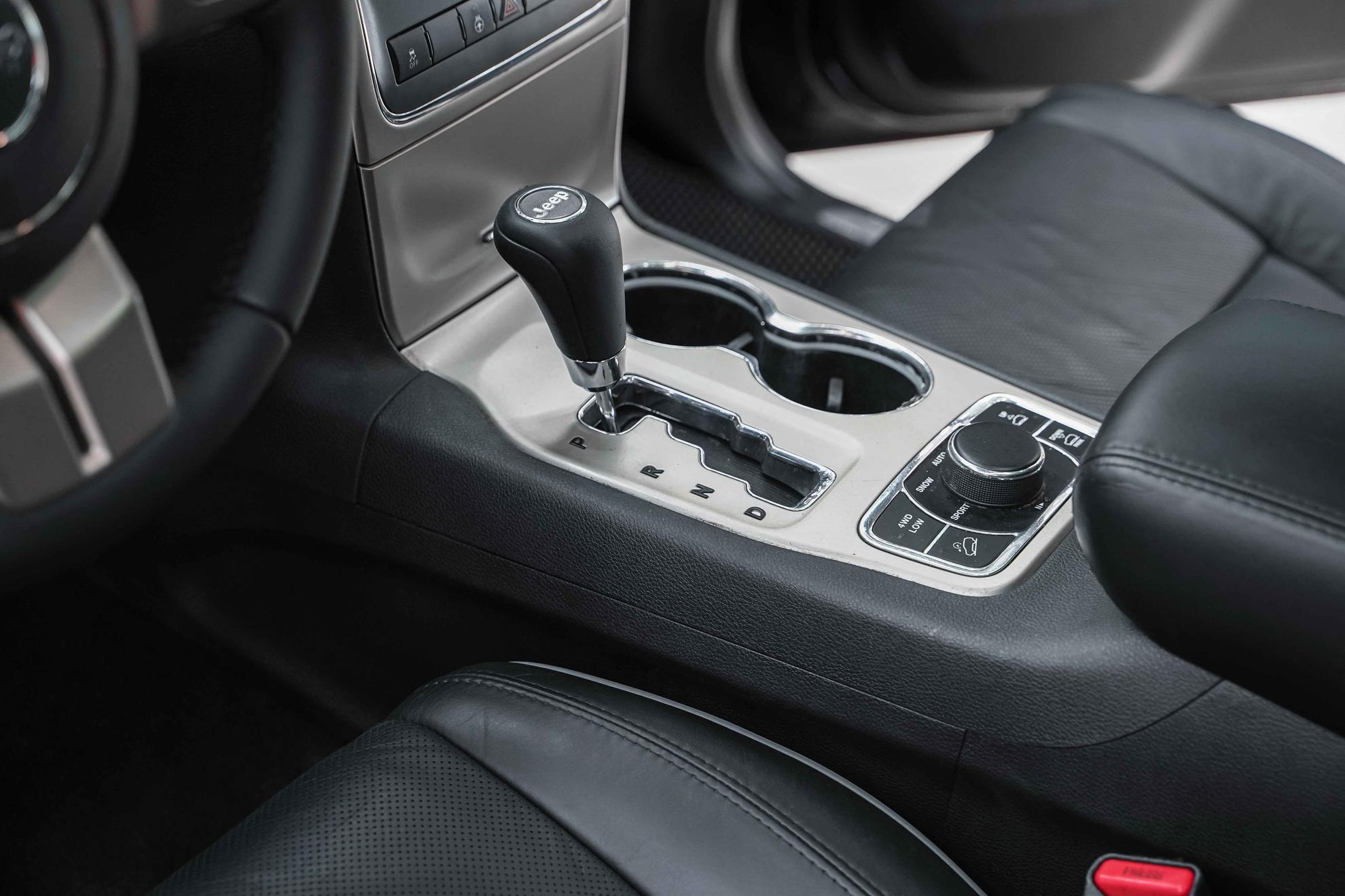 Jeep Grand Cherokee 2012, черный, ДЦ Орехово