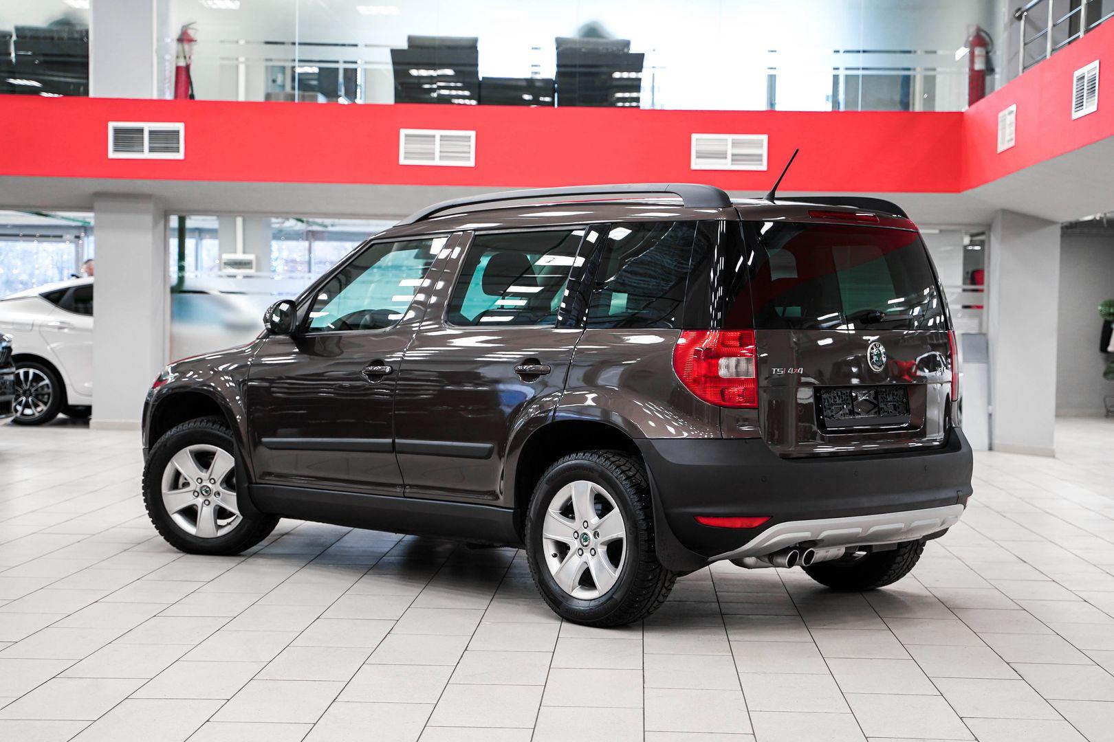 Skoda Yeti 2012, коричневый, ДЦ Орехово