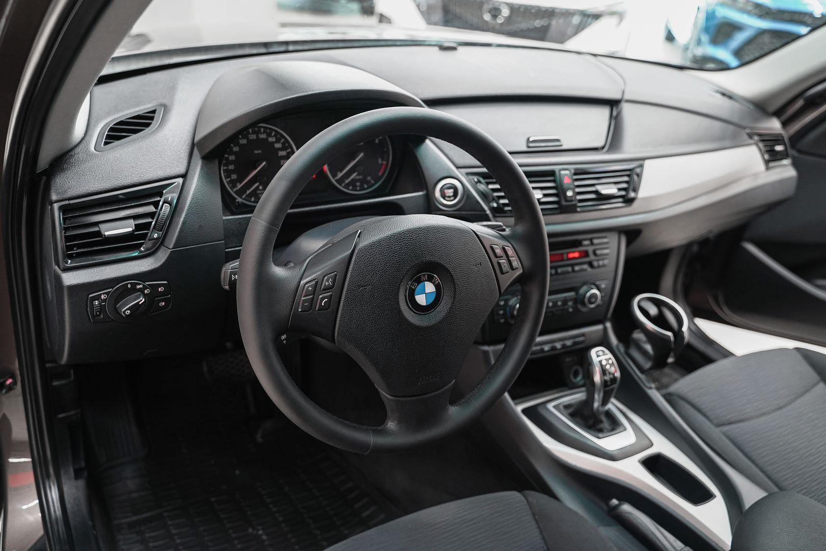 BMW X1 2013, коричневый, ДЦ Орехово