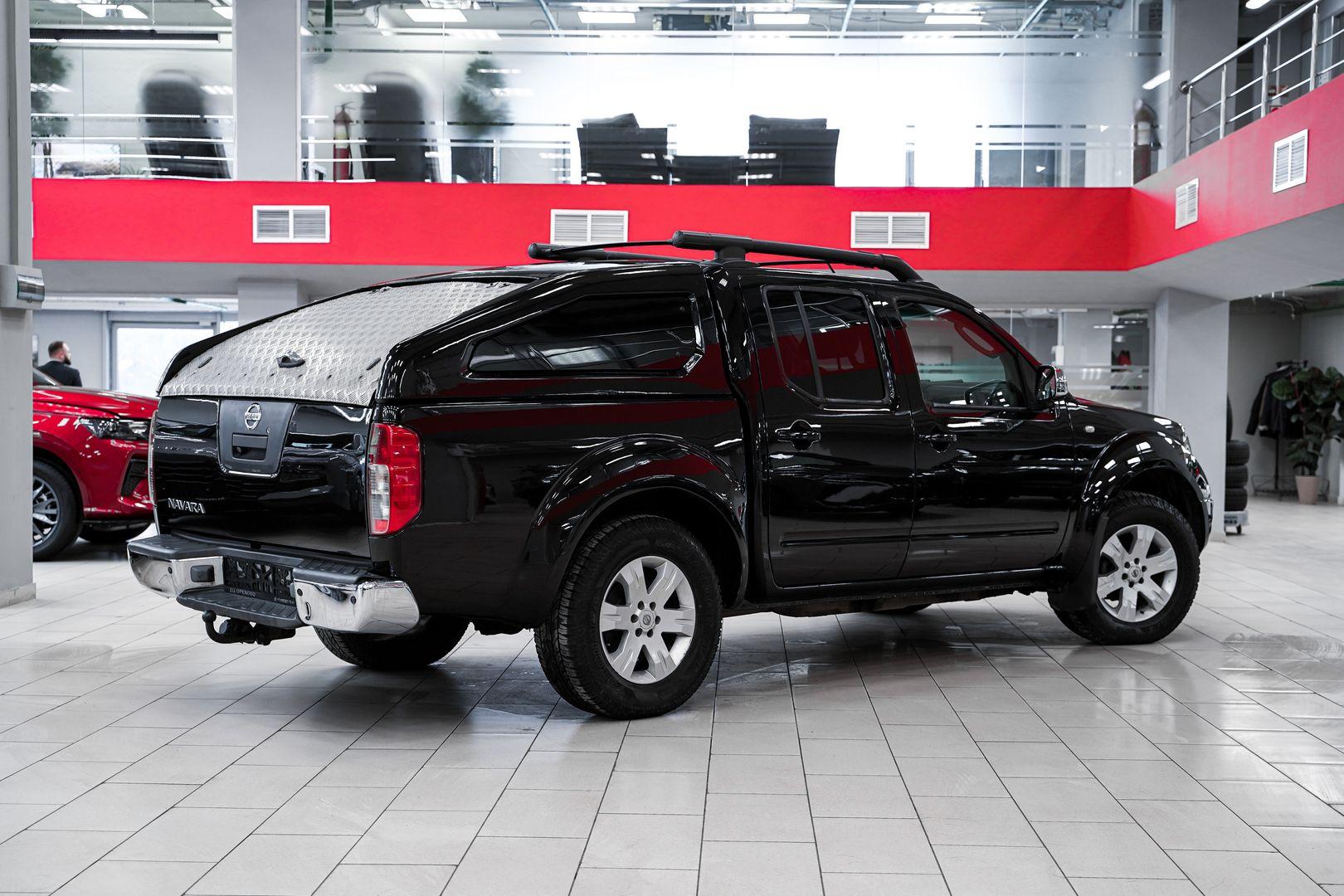 Nissan Navara (Frontier) 2006, черный, ДЦ Орехово