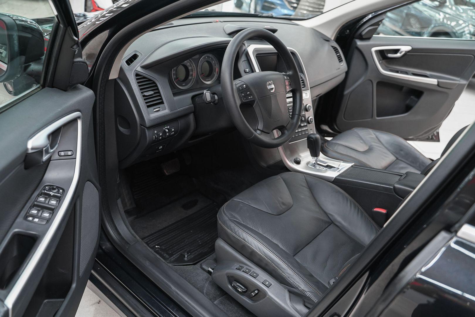 Volvo XC60 2008, черный, ДЦ Орехово