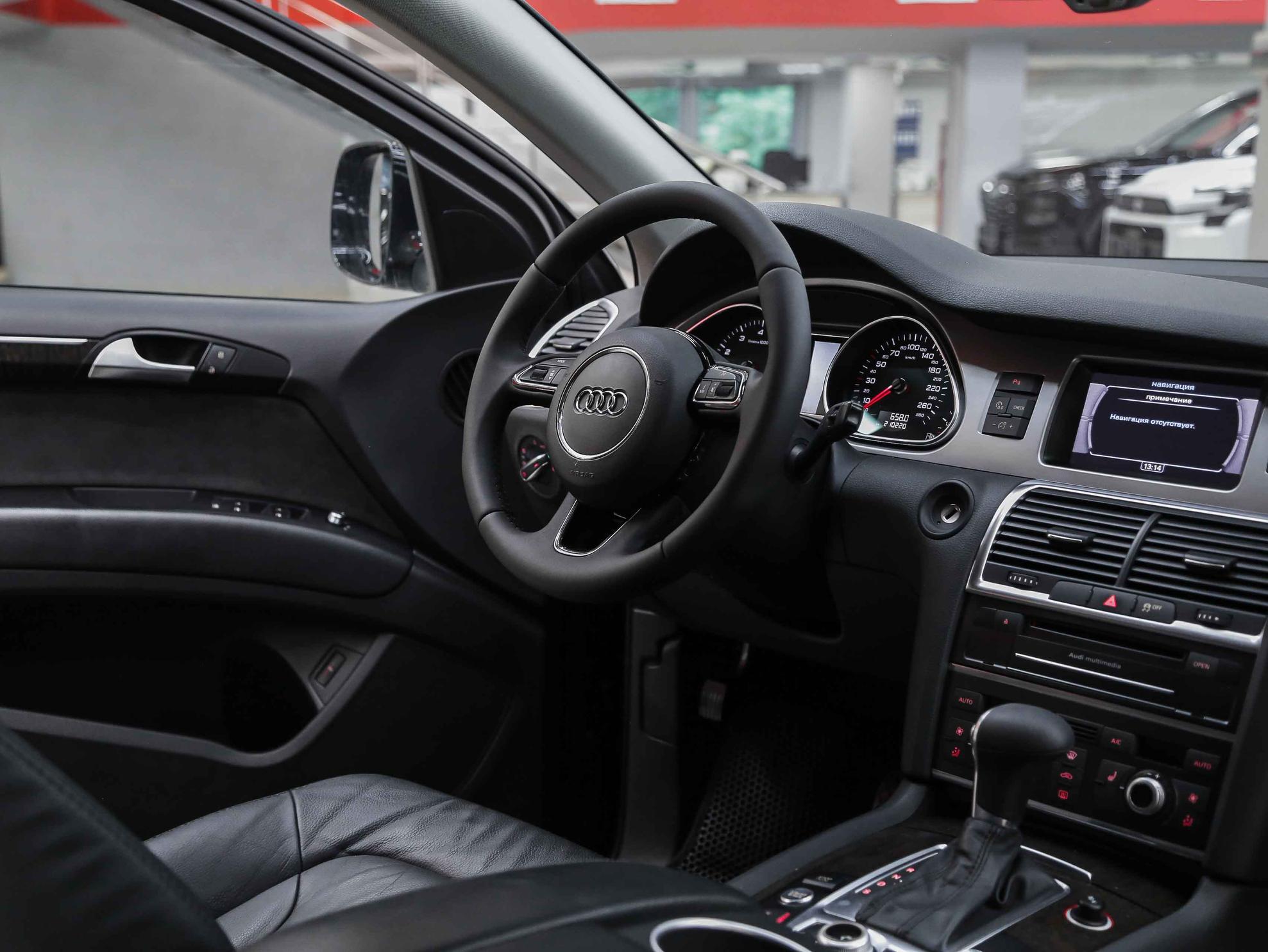 Audi Q7 2013, черный, ДЦ Орехово