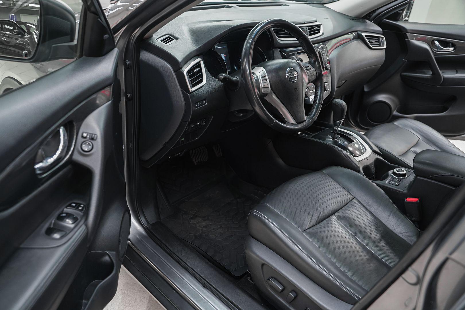 Nissan X-Trail 2016, серый, ДЦ Орехово