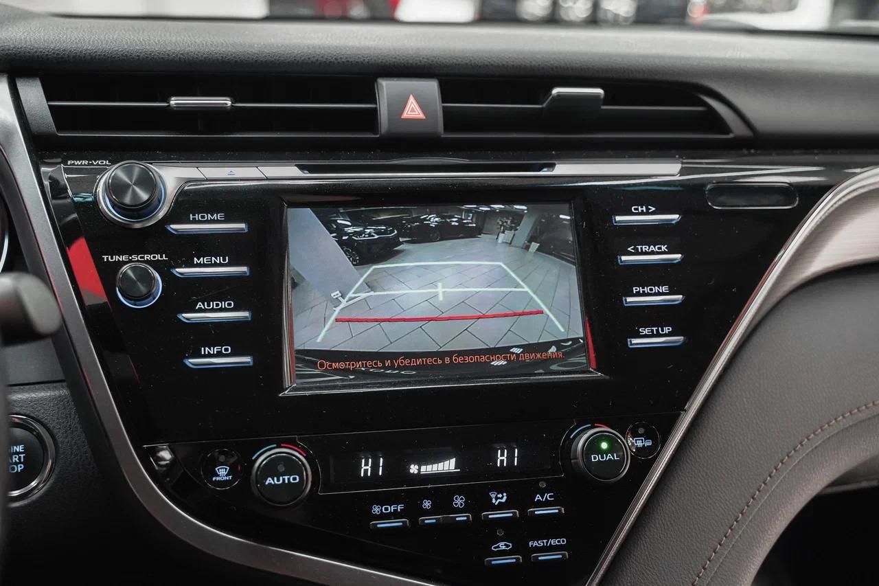 Toyota Camry 2019, серый, ДЦ Орехово