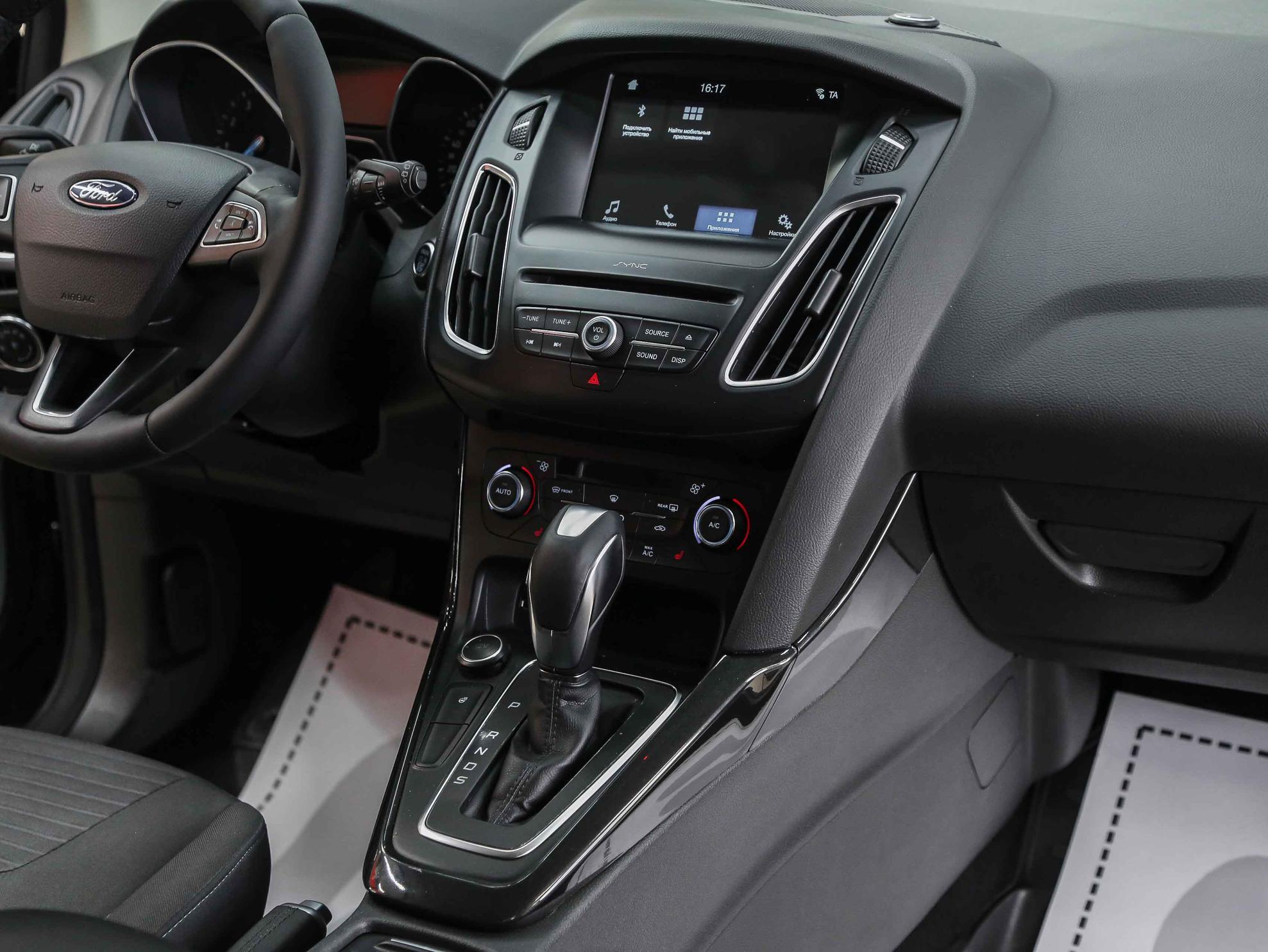 Ford Focus 2017, серый, ДЦ Орехово