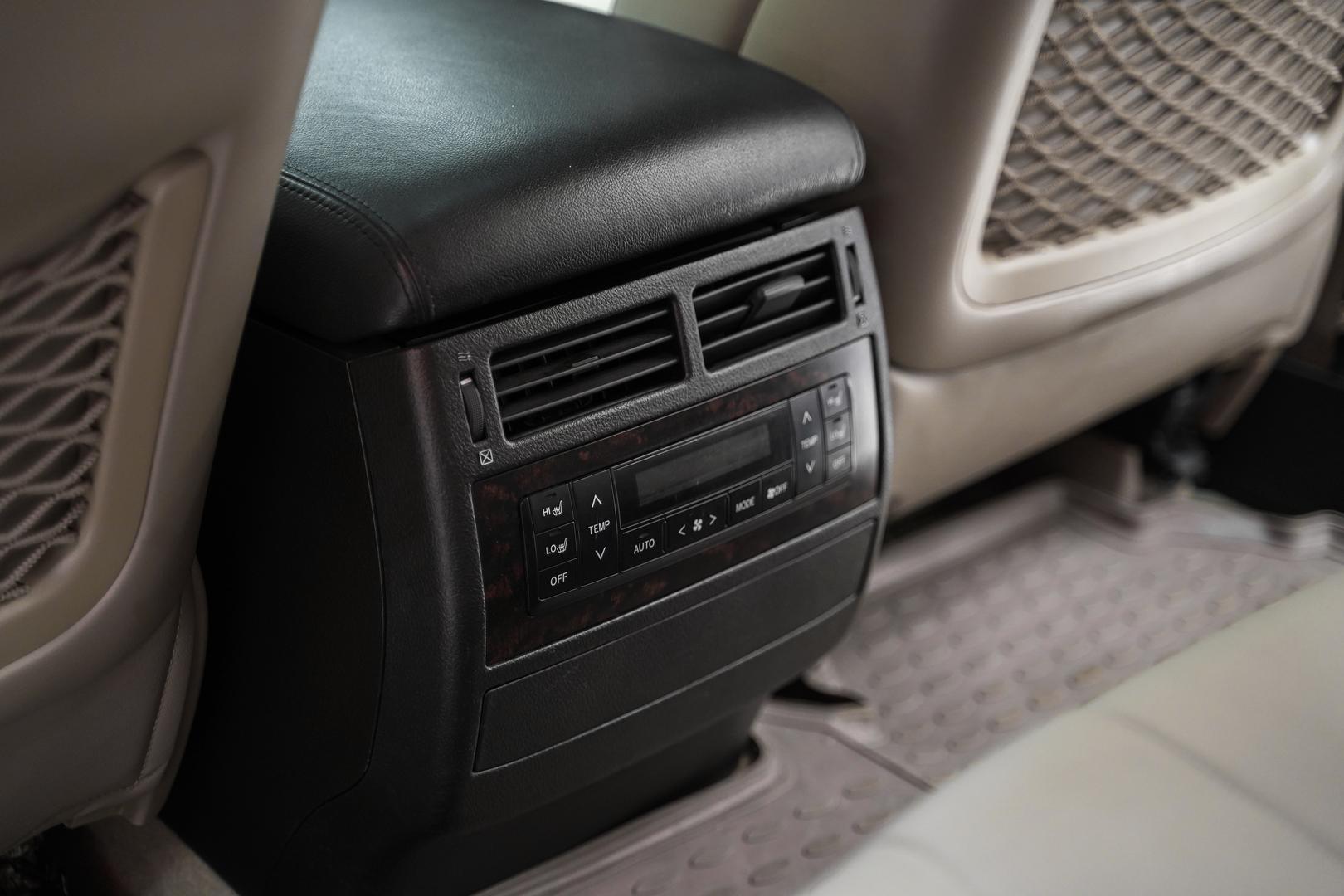 Toyota Land Cruiser 2009, черный, ДЦ Орехово
