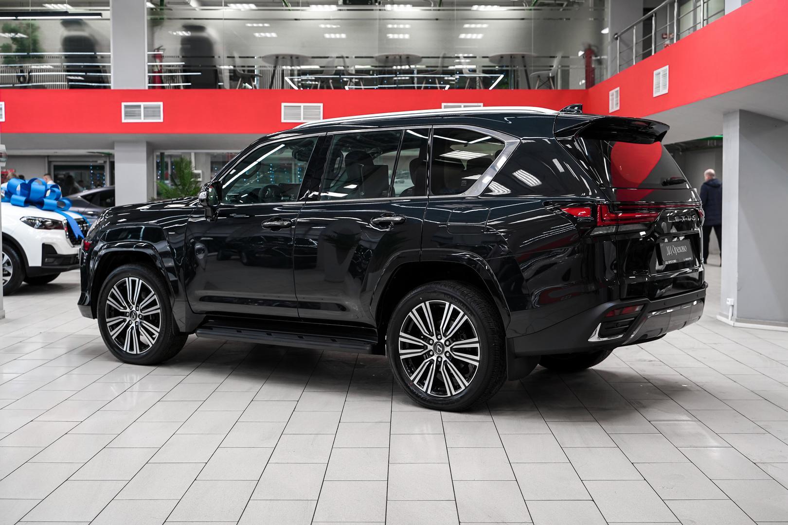 Lexus LX 2025, черный, ДЦ Орехово