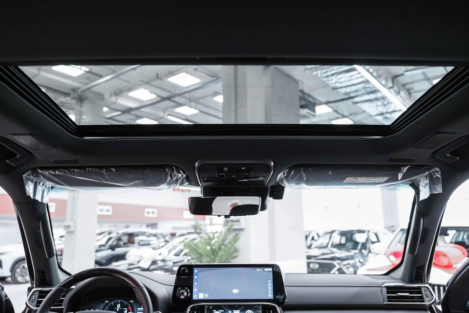 Lexus LX 2026, черный, ДЦ Орехово