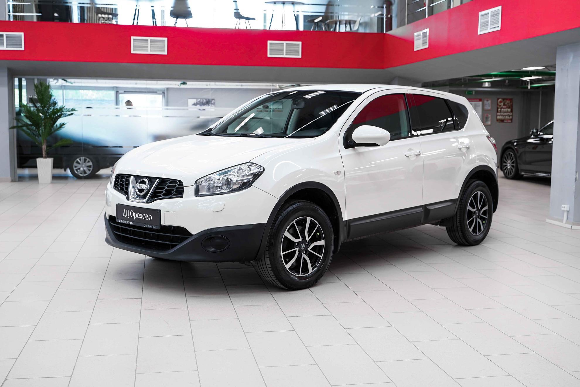 Nissan Qashqai 2013, белый, ДЦ Орехово