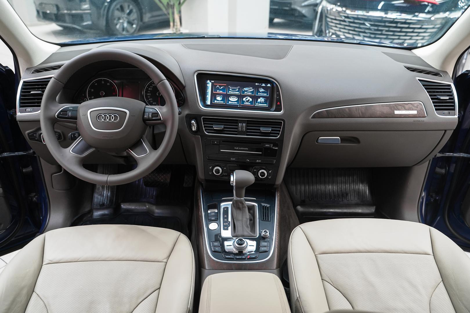 Audi Q5 2014, синий, ДЦ Орехово