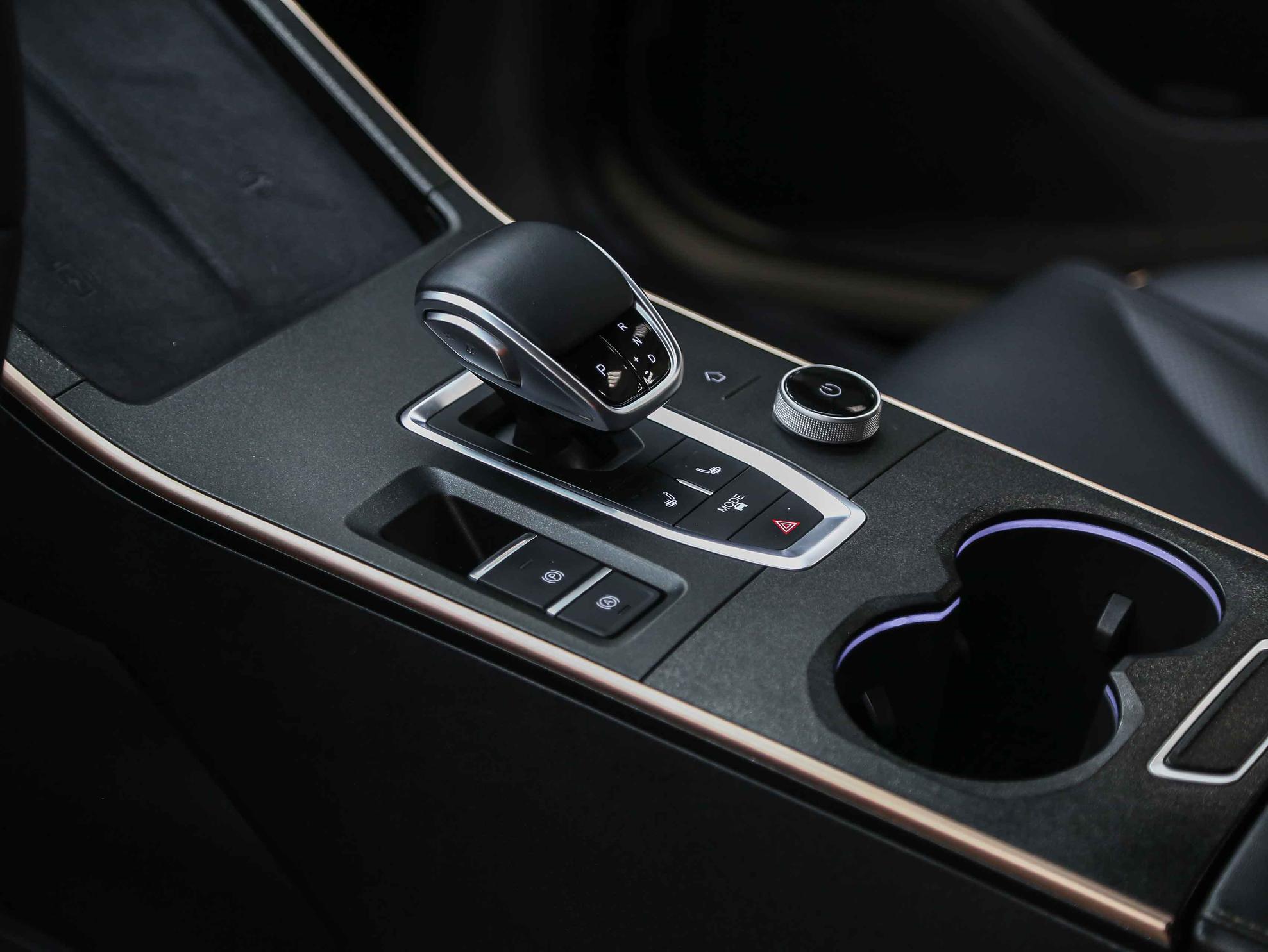 Omoda C5 2022, серый, ДЦ Орехово