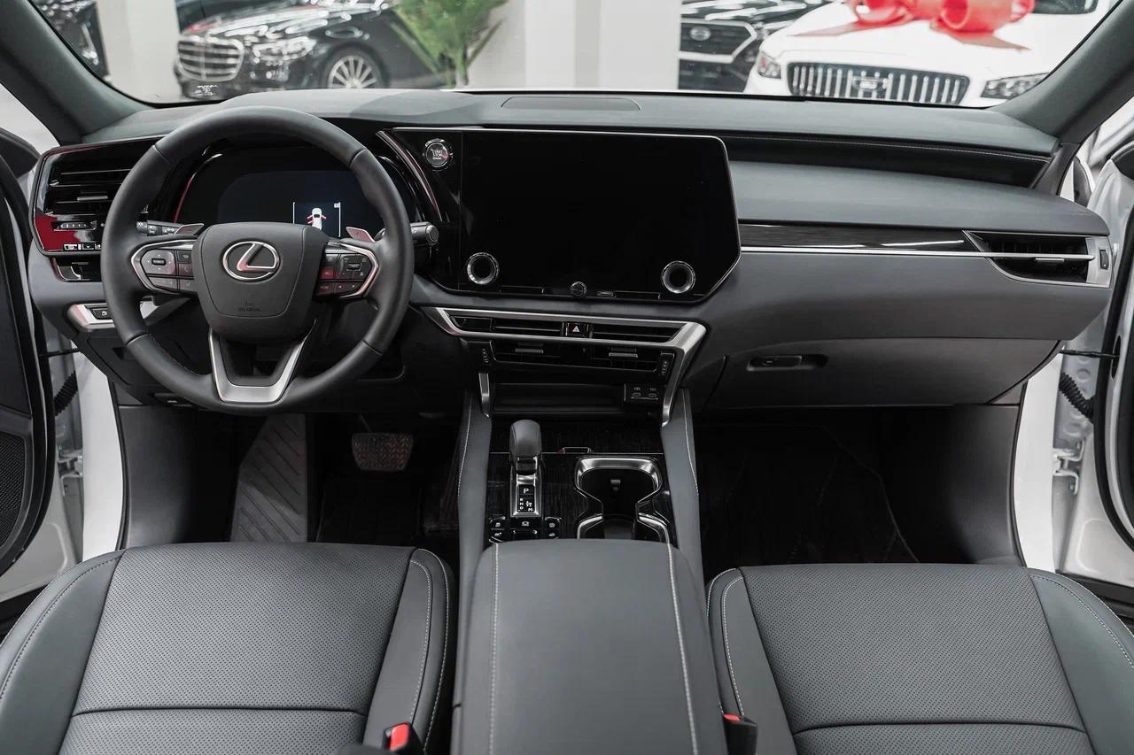 Lexus RX 2025, белый, ДЦ Орехово