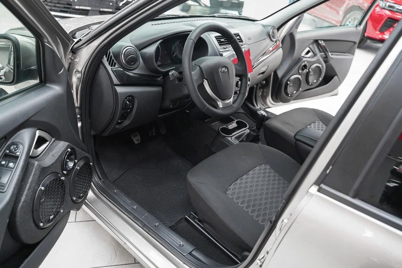 LADA (ВАЗ) Granta 2021, серебряный, ДЦ Орехово