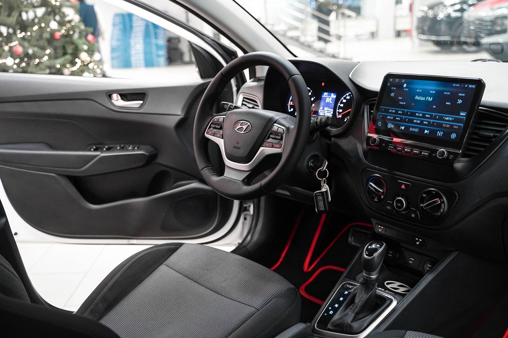 Hyundai Solaris 2021, белый, ДЦ Орехово