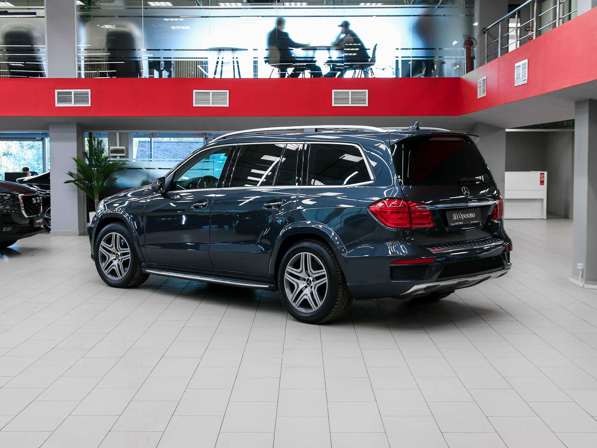 Mercedes-Benz GL-Класс 2014, серый, ДЦ Орехово