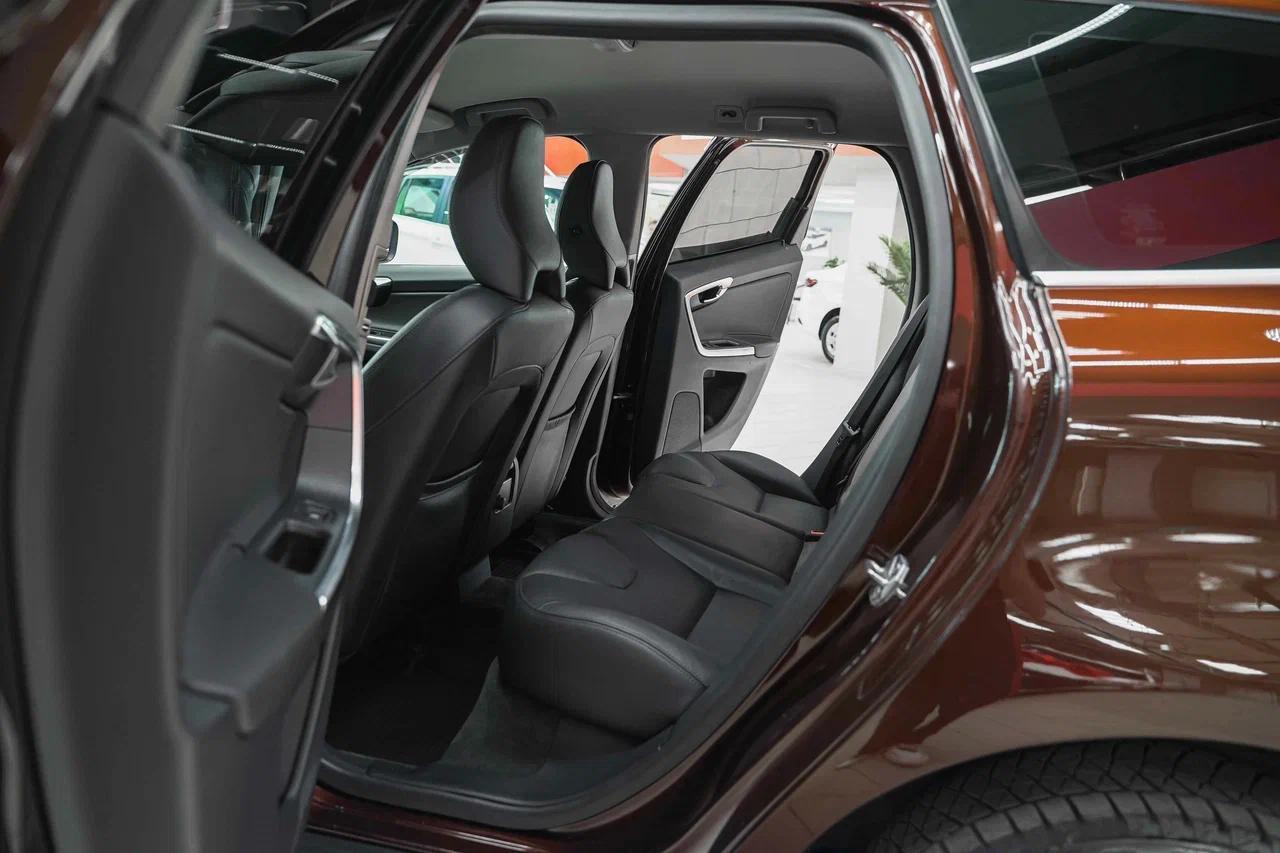 Volvo XC60 2013, коричневый, ДЦ Орехово