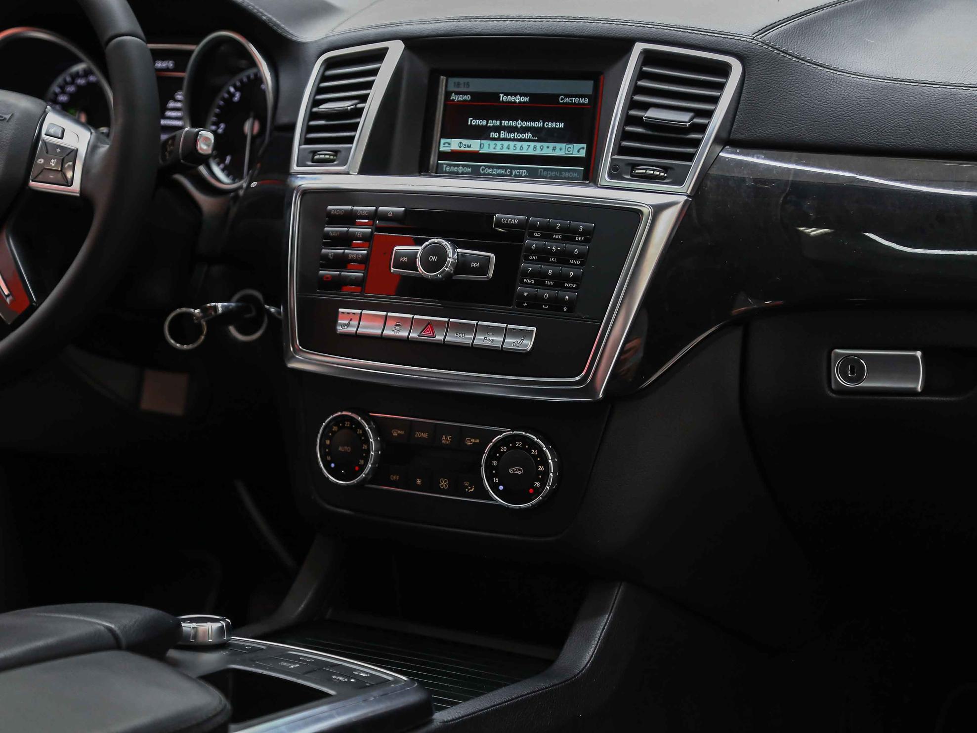 Mercedes-Benz GL-Класс 2014, белый, ДЦ Орехово